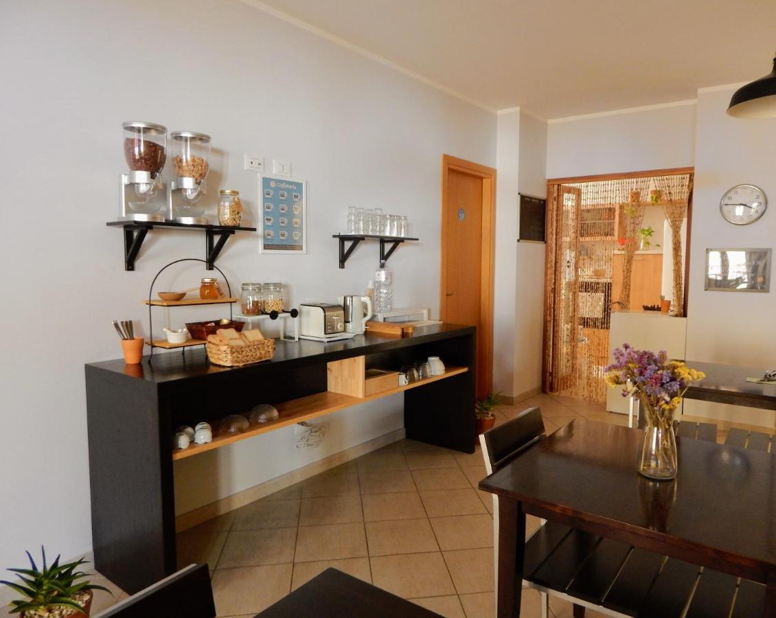 Bed & Breakfast Tiziana 卡斯泰拉马莱 外观 照片